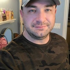 Meet your Posher, Cameron